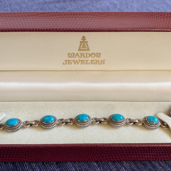 Turquoise and Silver Bracelet - Picture 5 of 6